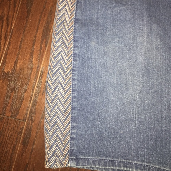 Plus Size GLORIA VANDERBILT Bermuda Jean Shorts - Picture 3 of 7